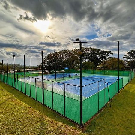 Cr Mariposa Rentals Comfortable Penthouse, Ac, Pool, Gym, Tennis Santa Ana  Buitenkant foto